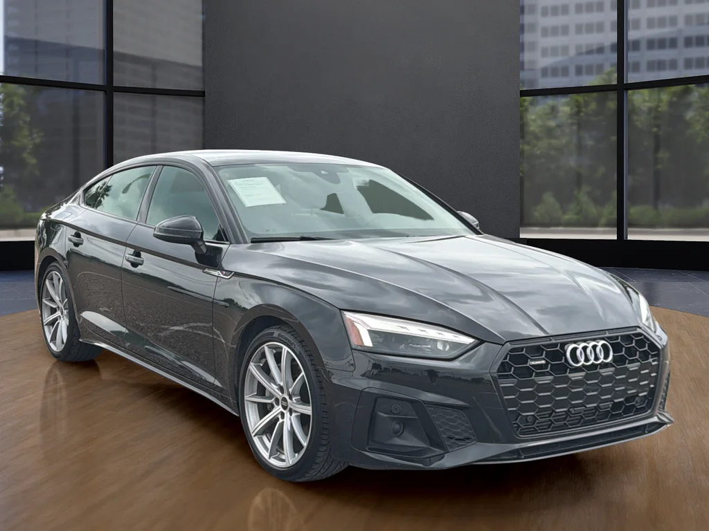Used 2025 White Audi  image 10