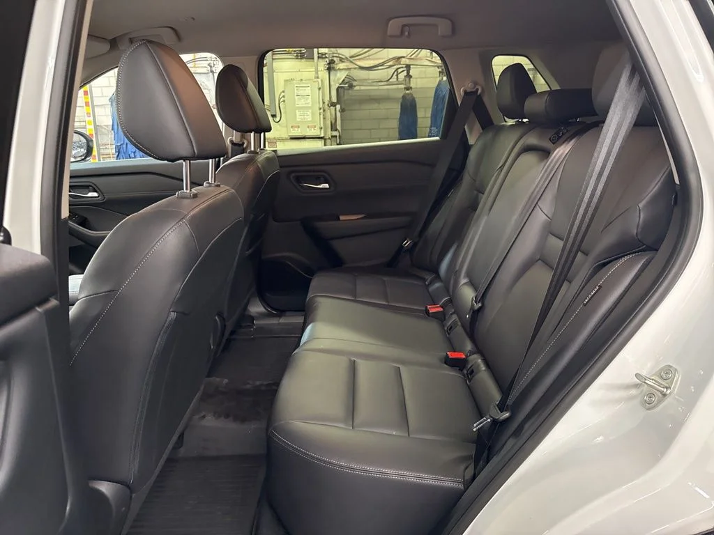 Certified Used 2025 White Nissan SL image 26