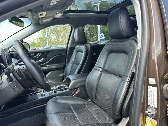 Used 2022 Brown Lincoln Reserve image 15
