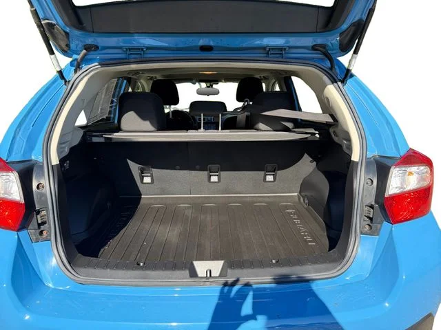 Used 2016 Blue Subaru 2.0i Premium image 35