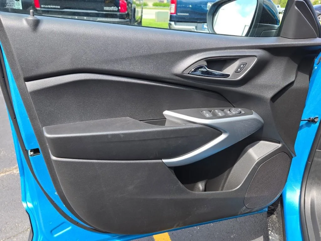 2026 Chevrolet Trax RS - Photo 18