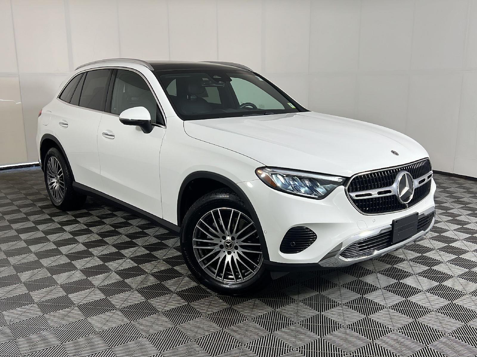 New 2026 Polar White Mercedes-Benz GLC 300 image 48