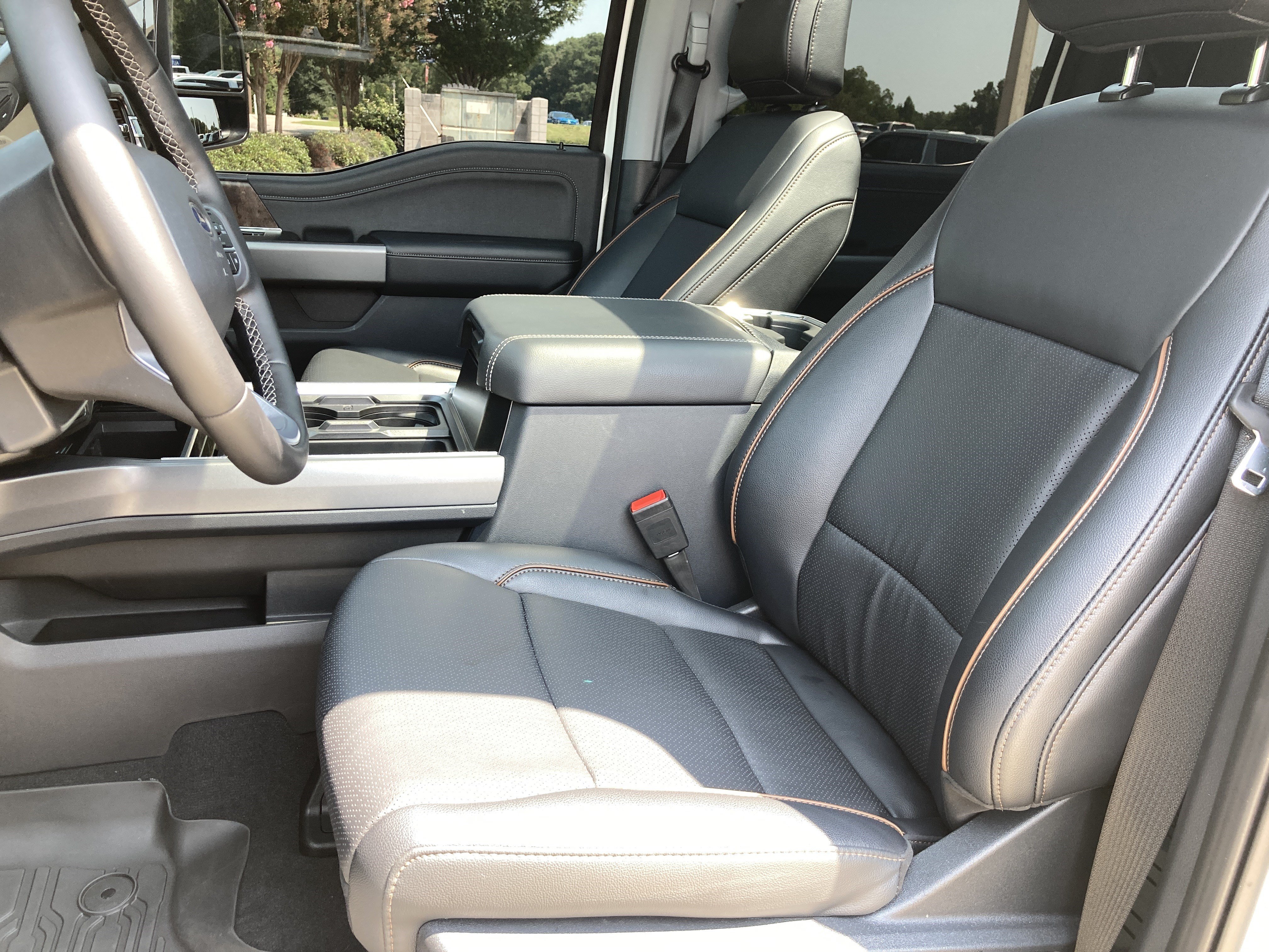 2025 Ford F-350 Super Duty Lariat - Photo 23