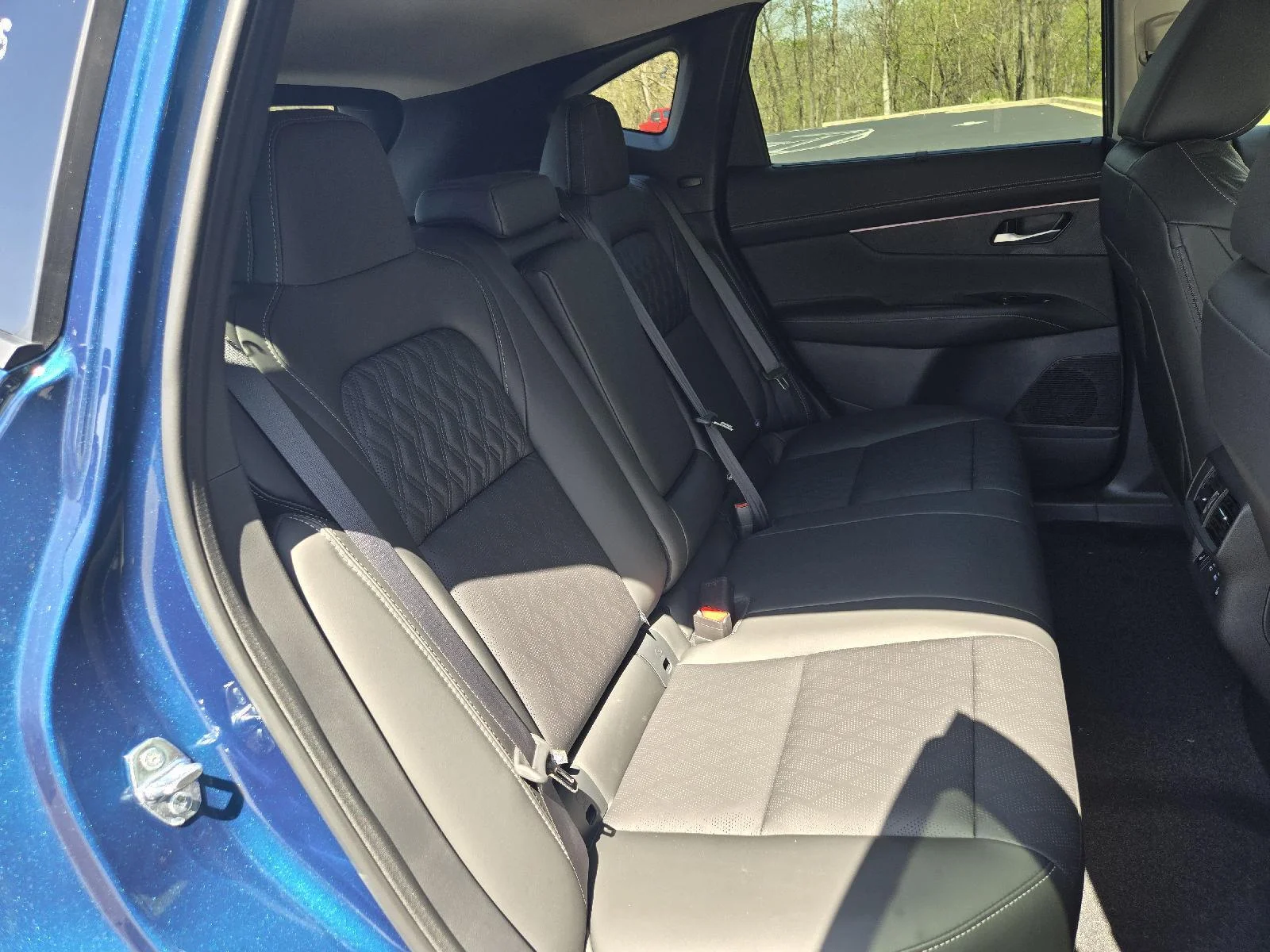 New 2026 Aurora Blue Pearl Metallic/Super Black Nissan Platinum image 14