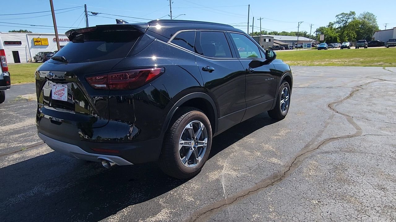 Used 2024 Black Chevrolet LT image 8