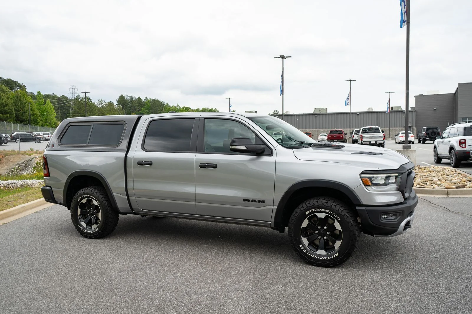 Used 2022 Silver Ram Rebel image 11