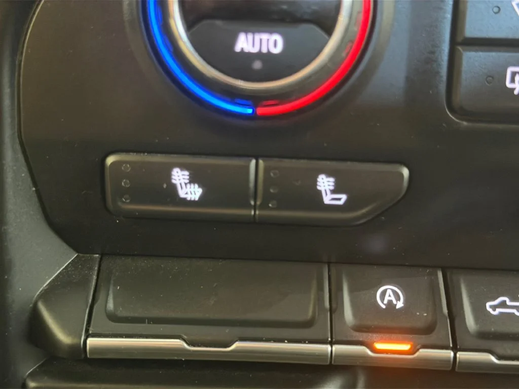 Used 2020 Blue Chevrolet RST image 25