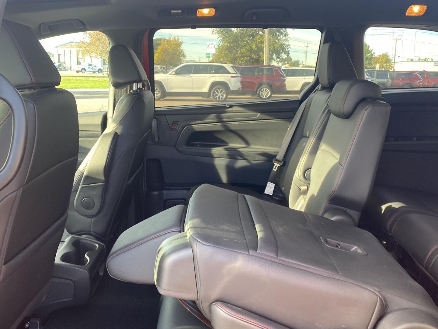 2025 Honda Odyssey Sport L - Photo 15