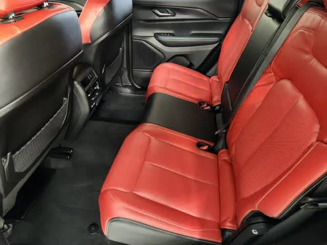 Used 2024 Bright White Clearcoat Jeep Altitude X image 29