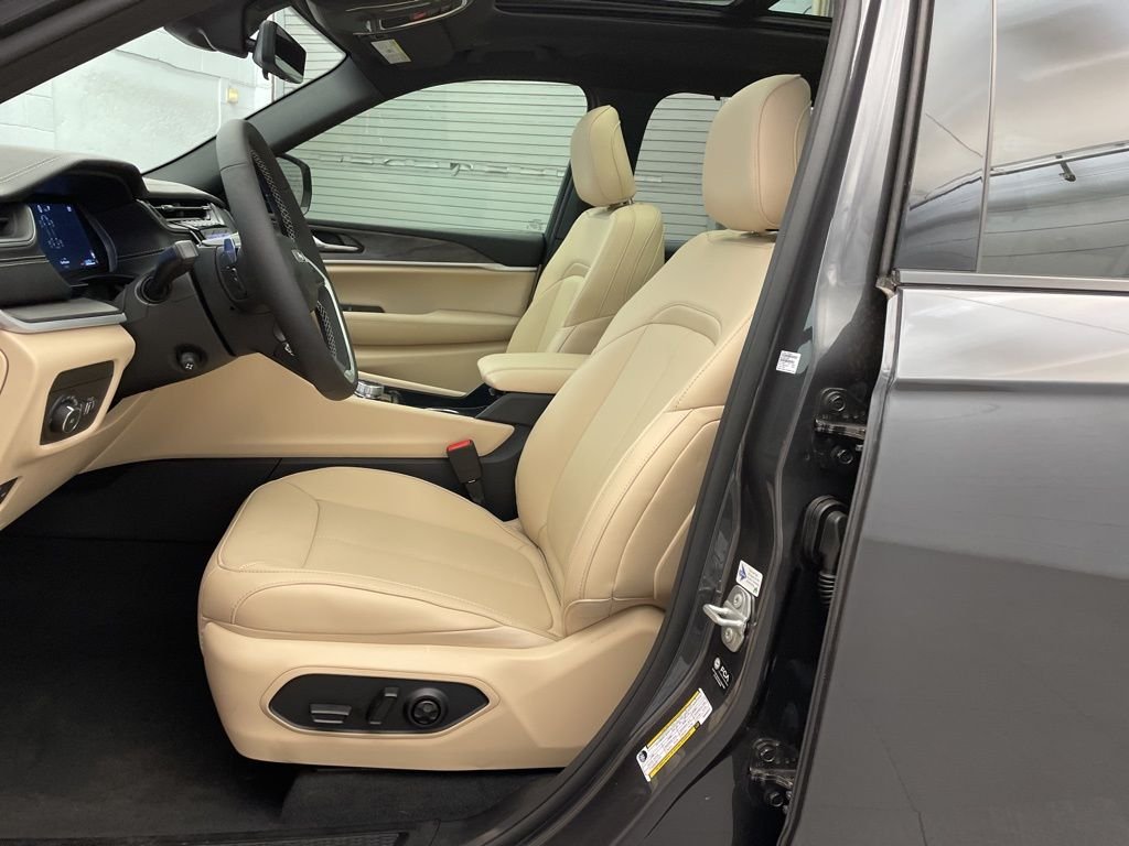 2025 Jeep Grand Cherokee L Limited - Photo 19