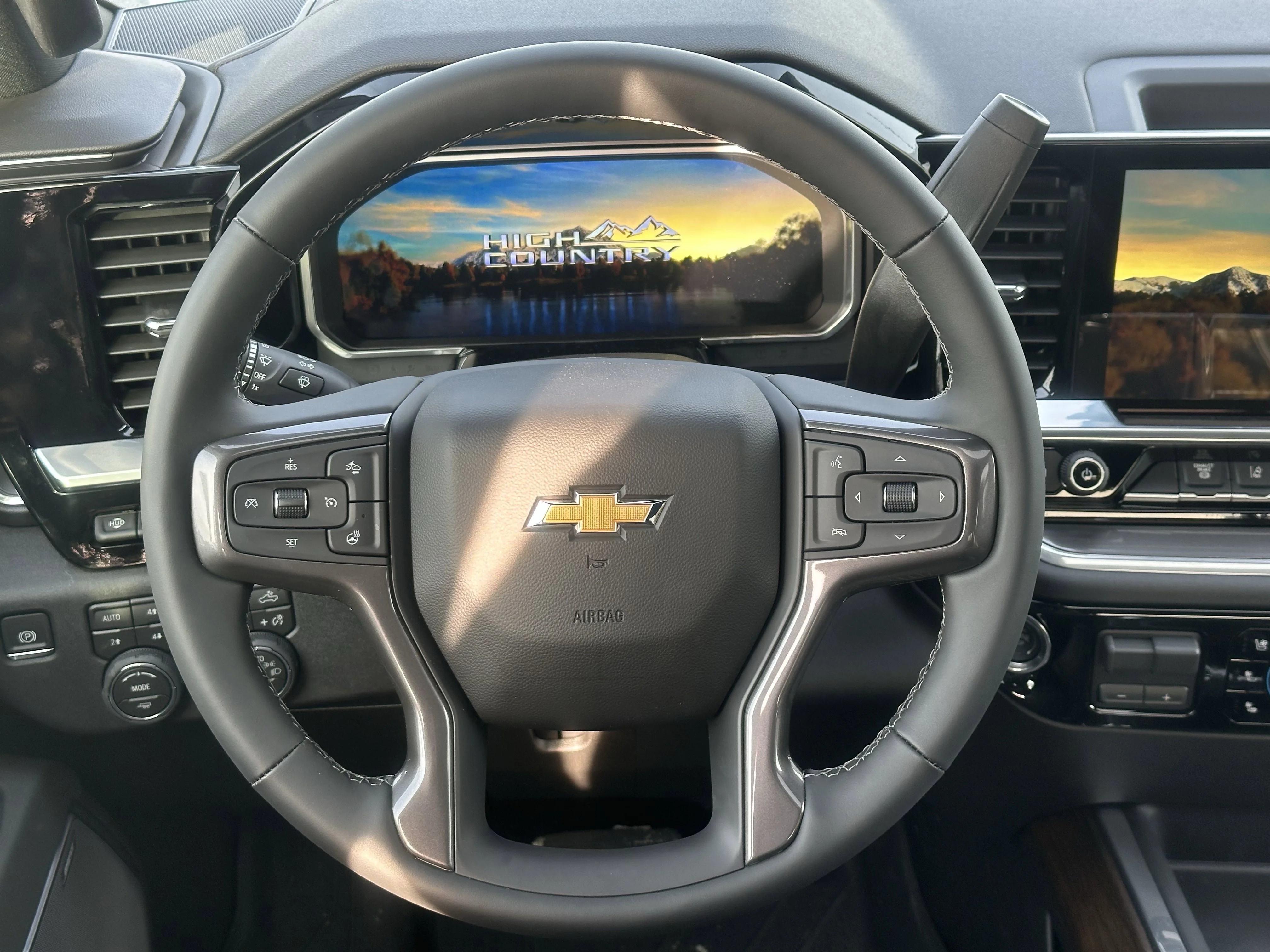 New 2026 Polar White Tricoat Chevrolet High Country image 14