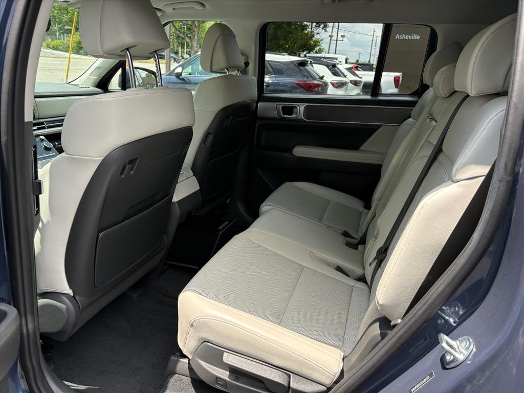 Used 2025 Atlantis Blue Hyundai SEL image 19