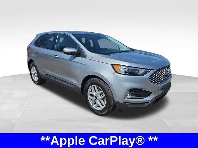 Used 2023 Silver Metallic Ford  image 3