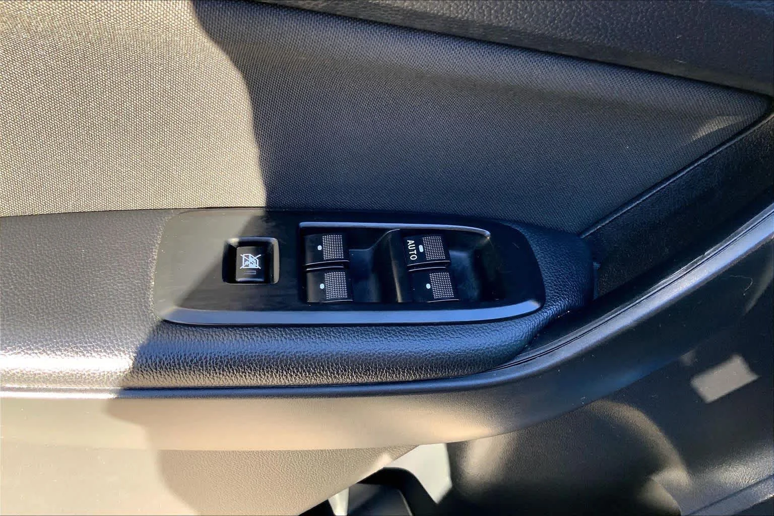 Certified Used 2019 Blue Ford XLT image 36