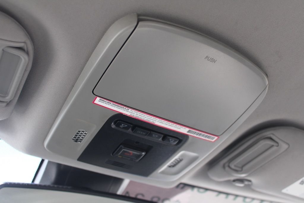 2023 Toyota Camry XSE - Photo 32