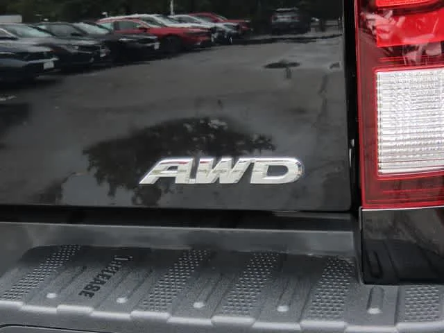 2021 Honda Ridgeline Black Edition - Photo 8