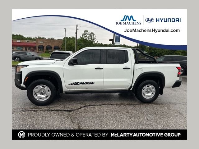 2024 Nissan Frontier SV Crew Cab 4X4 SWB's photo