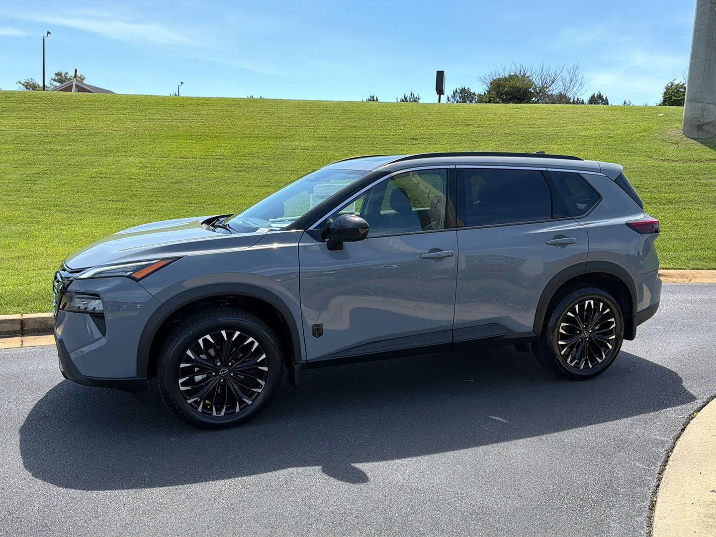New 2026 Boulder Gray Pearl Nissan Dark Armor image 3