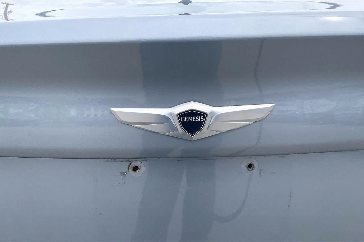 Used 2015 Parisian Gray Hyundai 3.8L image 32