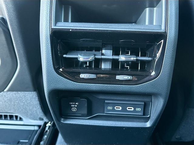 New 2026 White Jeep Altitude image 28
