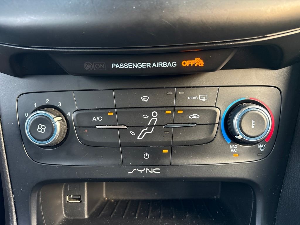 2018 Ford Focus S - Photo 23