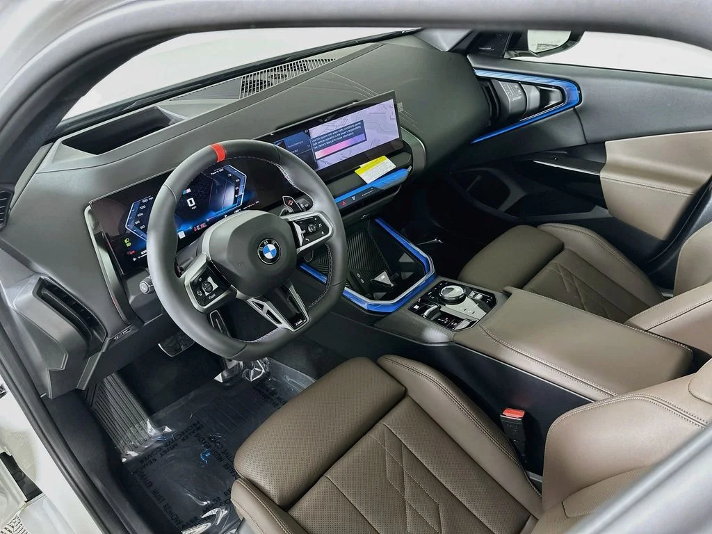 Used 2025 Alpine White BMW M50 xDrive image 10