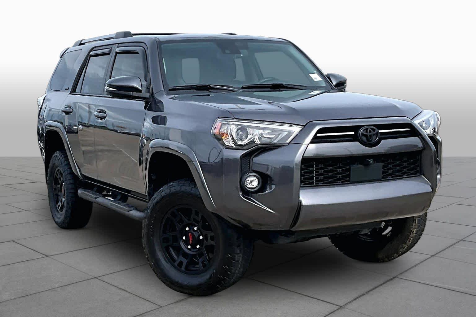 Used 2023 Magnetic Gray Metallic Toyota SR5 Premium image 3