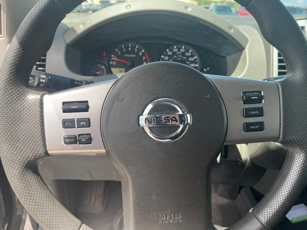 Used 2015 Super Black Nissan X image 12