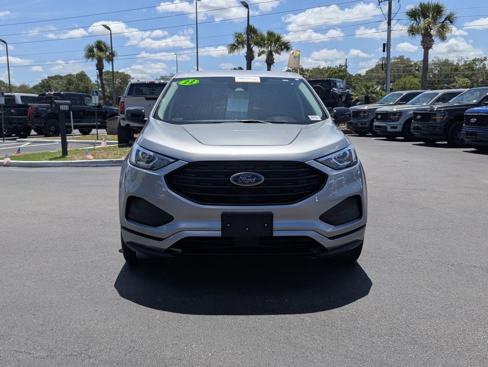 Used 2022 Silver Metallic Ford SE image 11