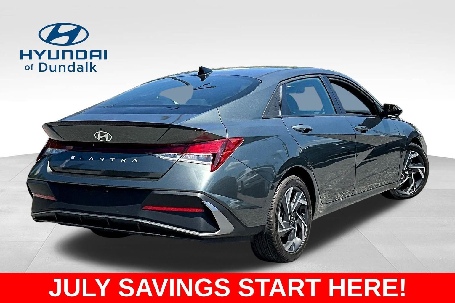 Used 2025 Gray Hyundai SEL Sport image 8