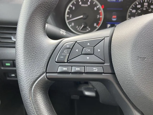 Certified Used 2025 Gun Metallic Nissan S image 15