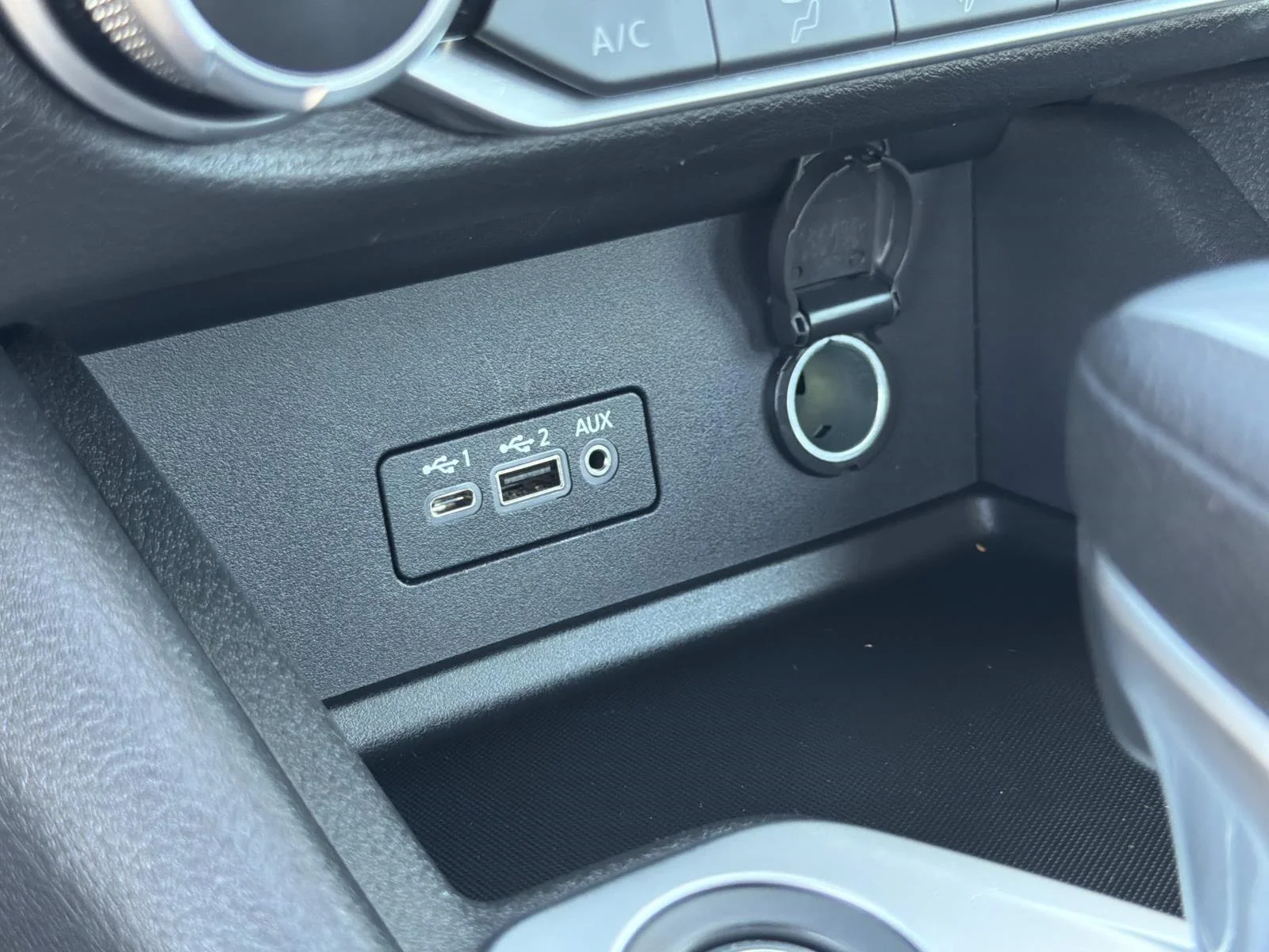 Used 2023 GUN METALLIC Nissan SV image 17
