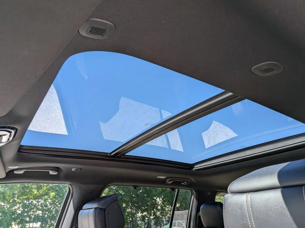 Used 2022 White Jeep Series I image 29