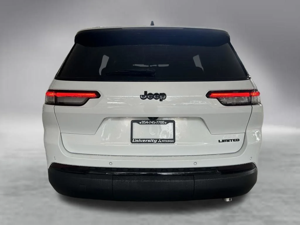 Used 2024 White Jeep Limited image 31