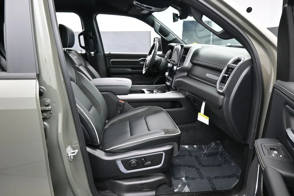 Used 2026 Canyon Lake Ram Laramie image 39