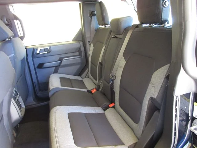 2025 Ford Bronco 4-Door Base - Photo 23