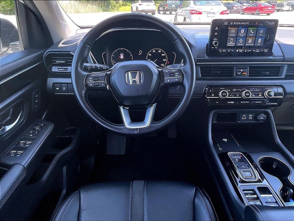 Certified Used 2025 White Honda EX-L image 18