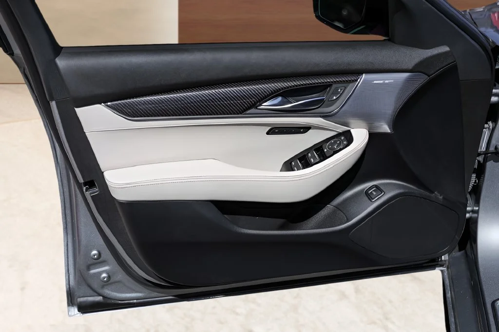 Used 2023 Silver Cadillac Sport image 23