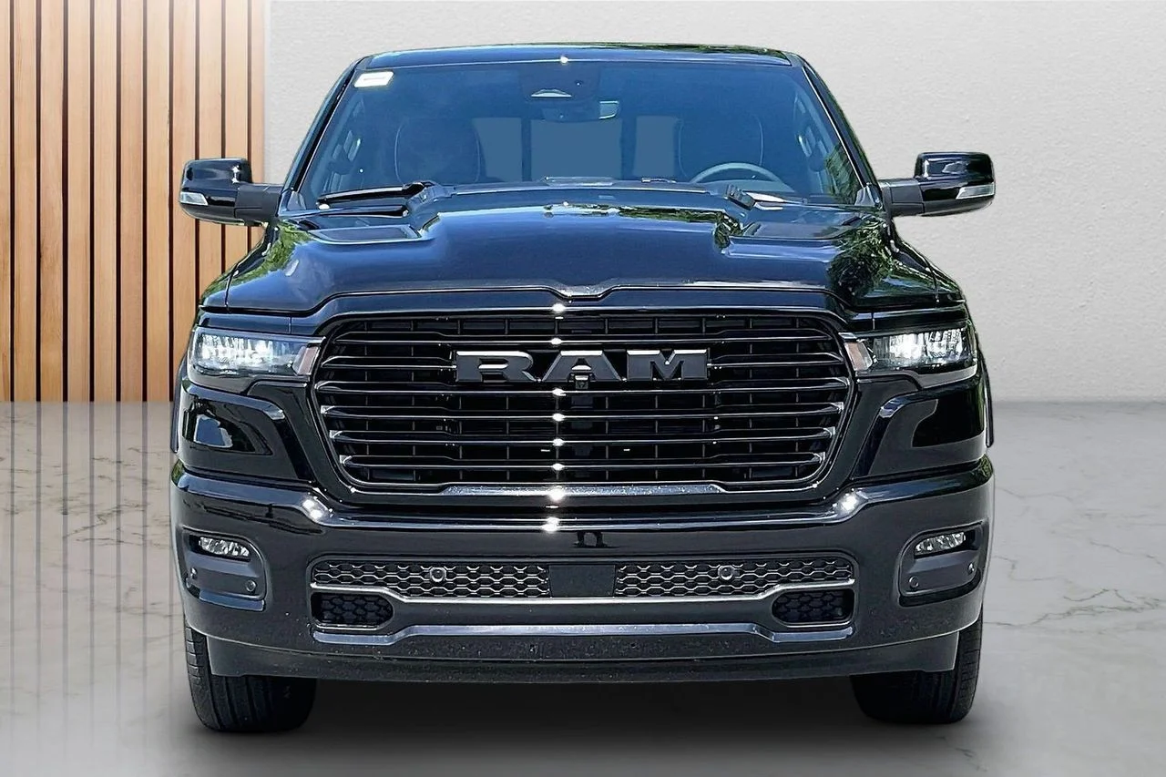 New 2026 Diamond Black Crystal Pearl-Coat Exterior Paint RAM Laramie image 3