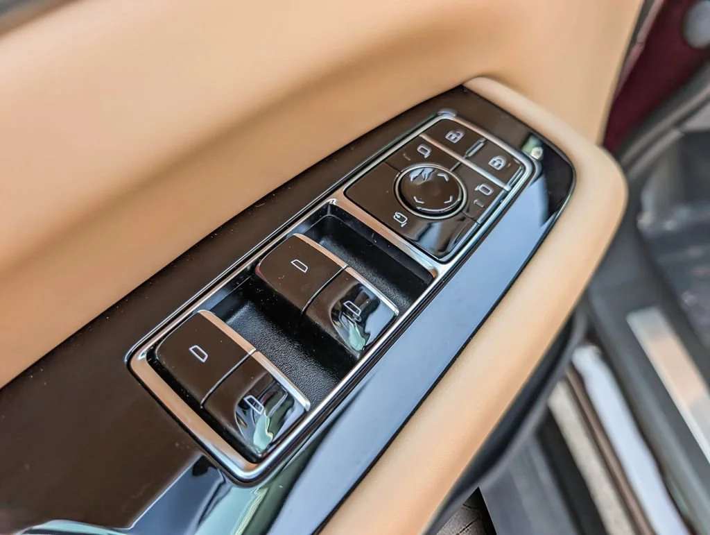 2025 Cadillac Escalade IQ Luxury 2 - Photo 12