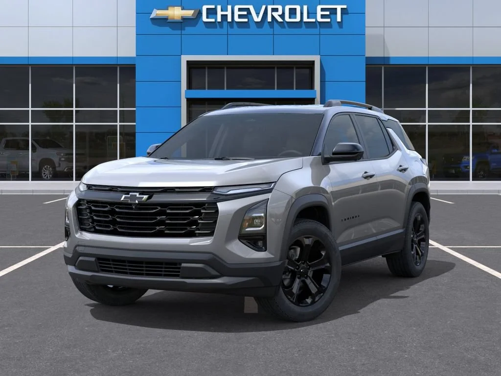 2027 Chevrolet Equinox LT - Photo 8