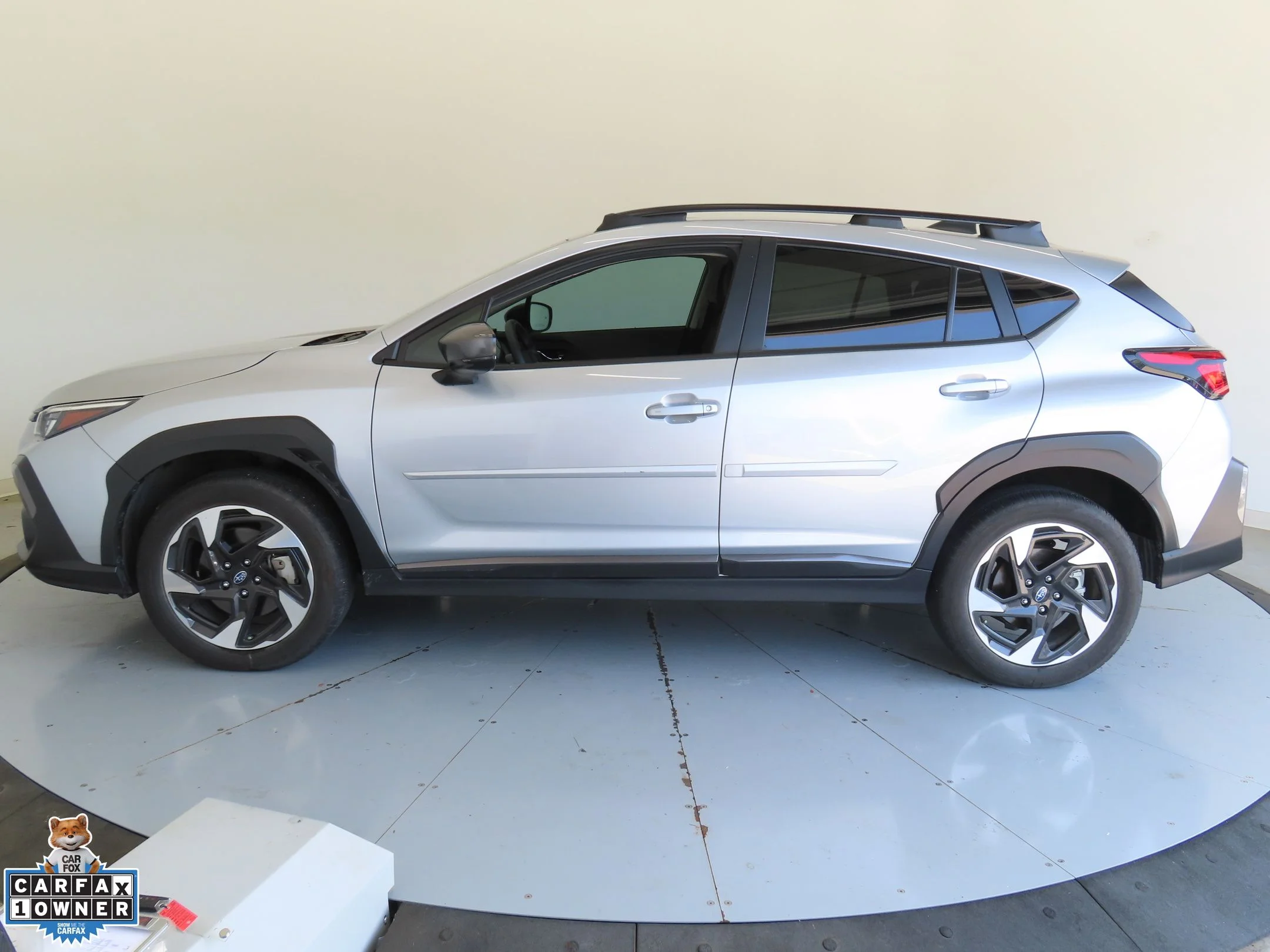 Used 2025 Silver Subaru Limited image 7
