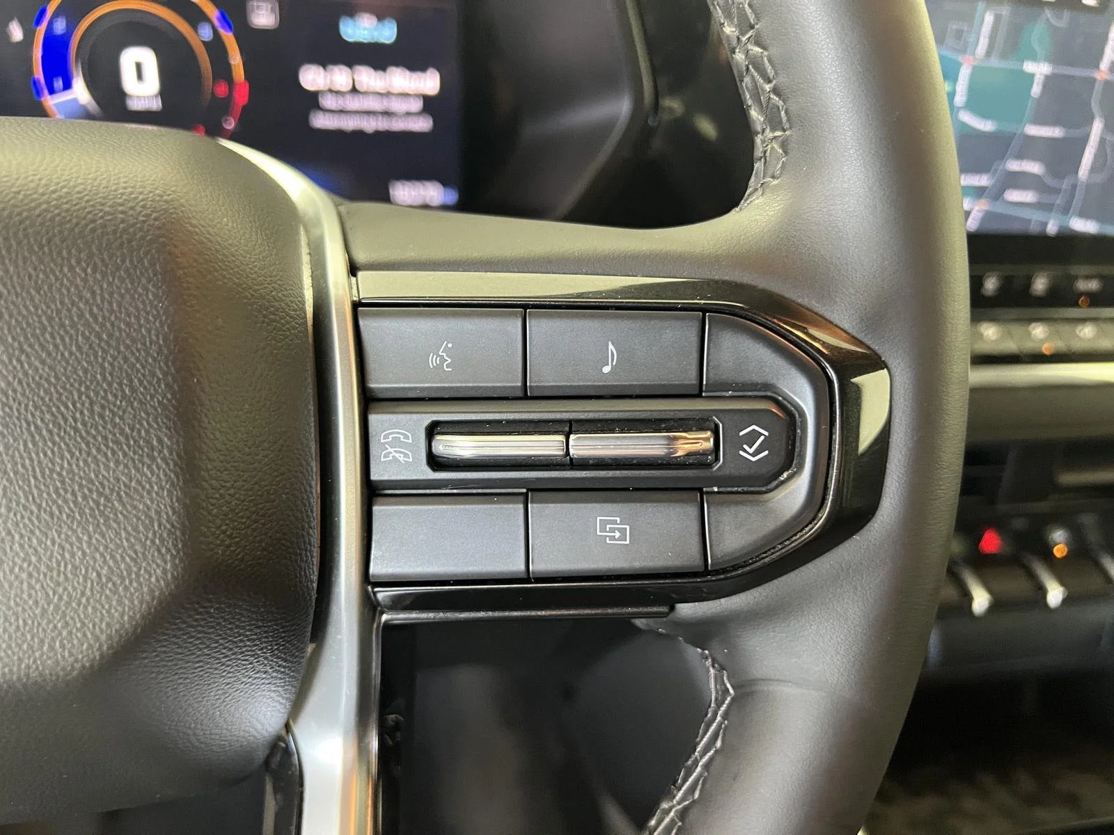 Used 2025 Black Chevrolet WT/LT image 9