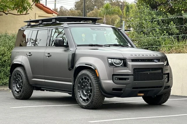 New 2026 Charente Grey Land Rover  image 7