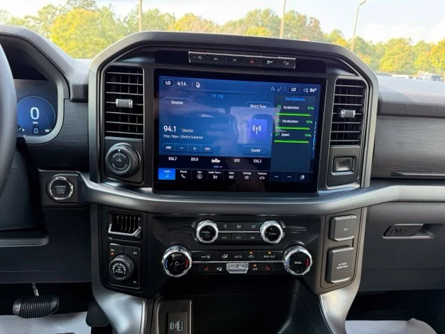 Used 2024 Black Ford XLT image 18