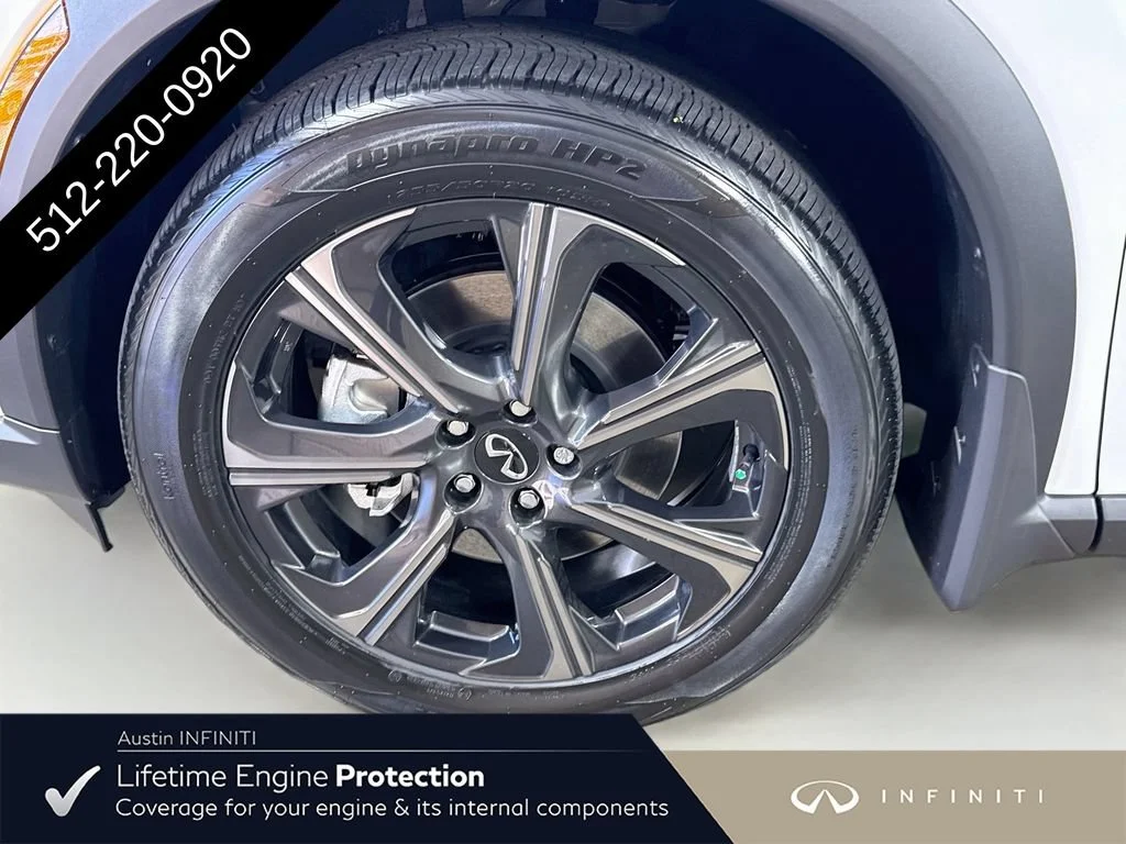 New 2027 White INFINITI Autograph image 43