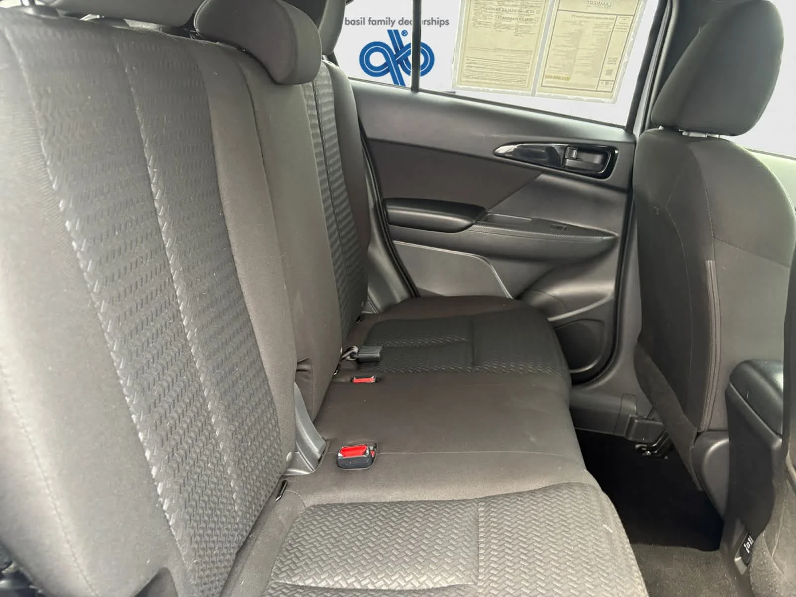 Used 2025 White Diamond Mitsubishi ES image 20