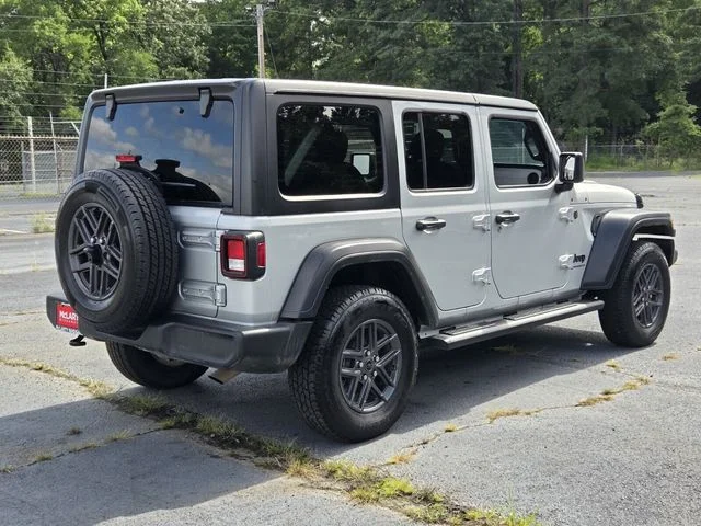 Used 2024 Silver Jeep Sport S image 5