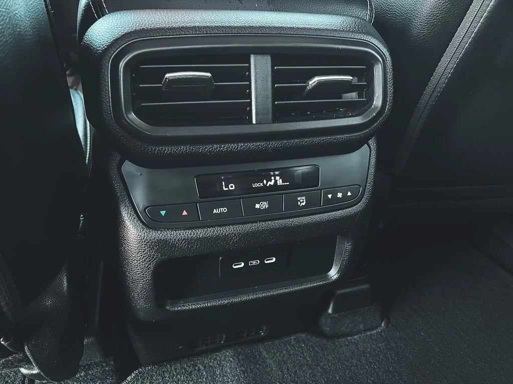 2024 Honda Pilot EX-L - Photo 19