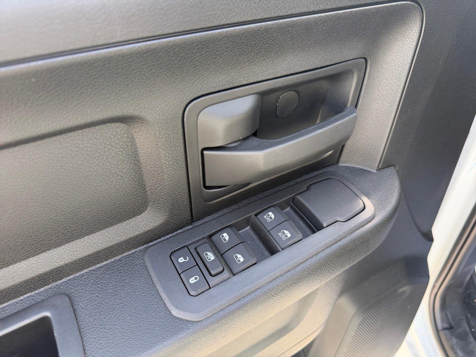 2026 RAM 2500 Tradesman - Photo 15